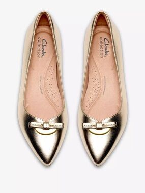 CLARKS COLLECTION NATALYN TRIM GOLD METALLIC POINTED TOE LOW HEEL FLAT 8 WIDE